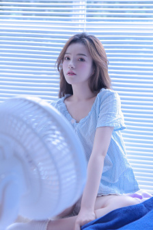很黄很黄的喂奶小说